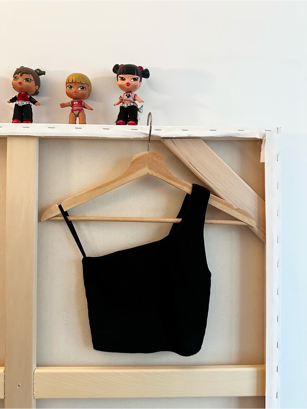 Asymetrical Artizia Babaton cropped top
